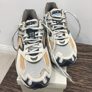 saucony grid hurricane