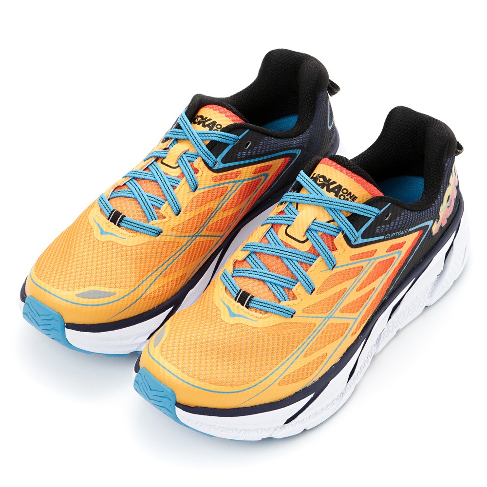 hoka one one clifton 3